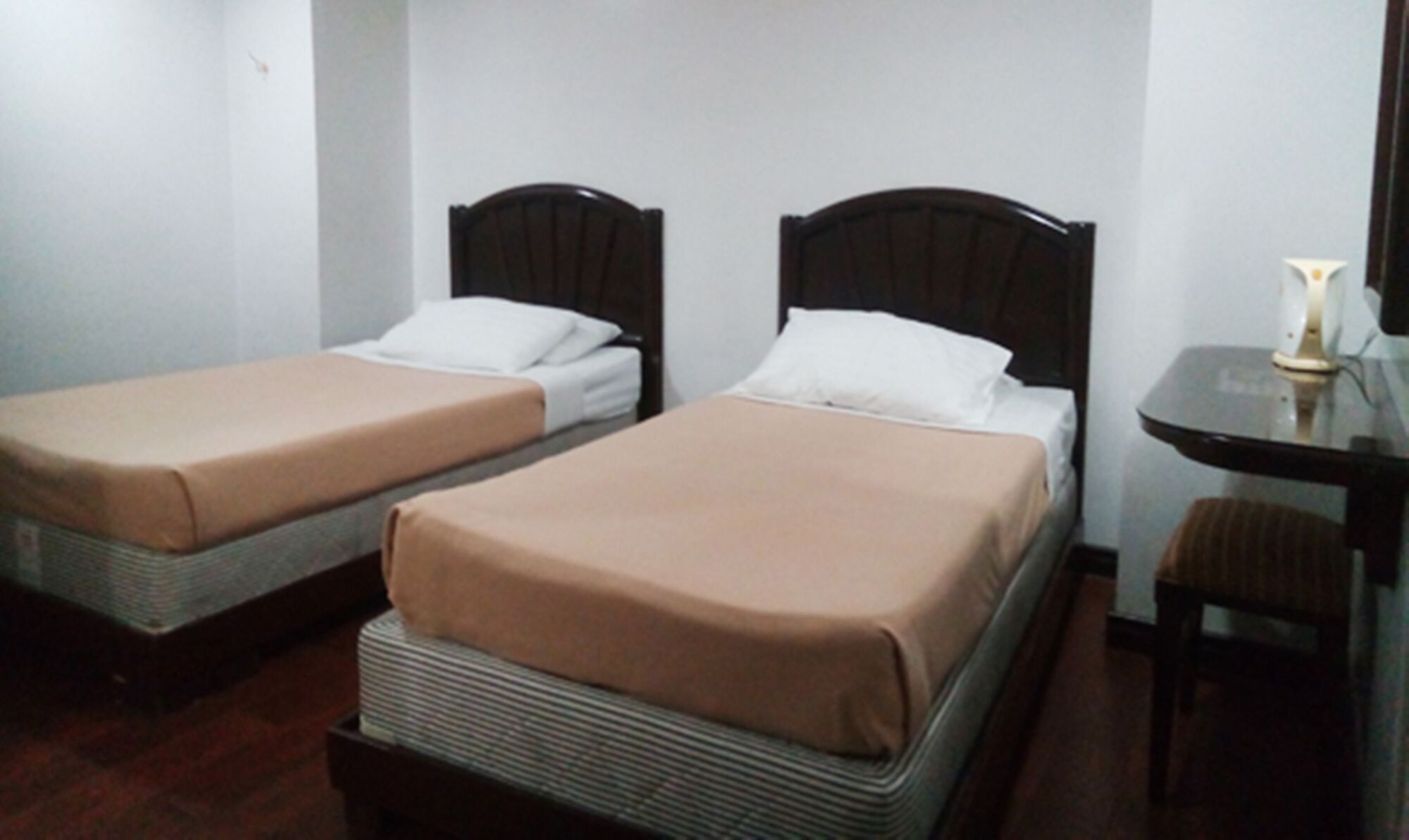 באגויו Pines View Hotel מראה חיצוני תמונה