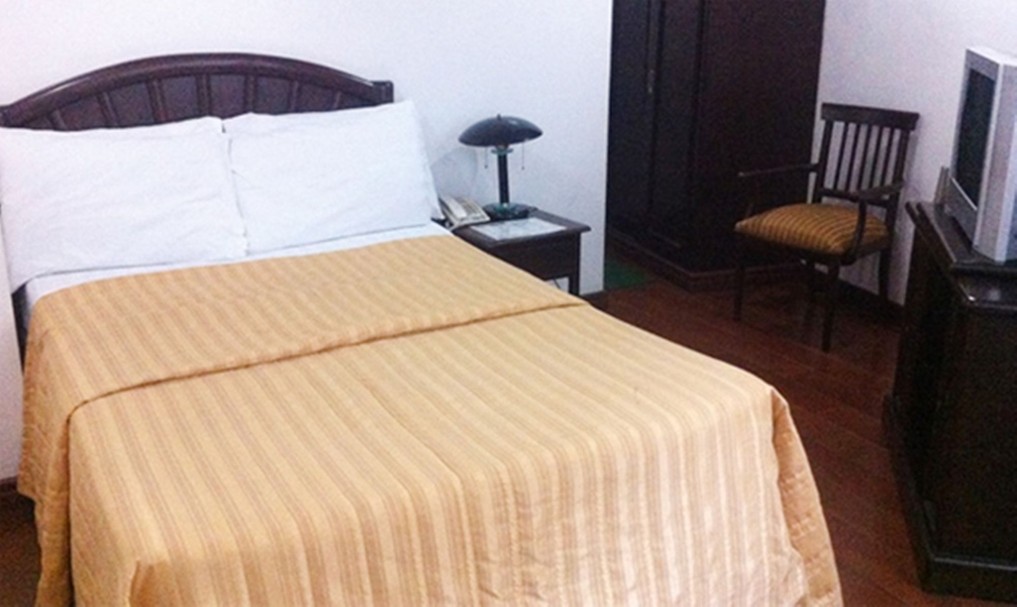באגויו Pines View Hotel מראה חיצוני תמונה